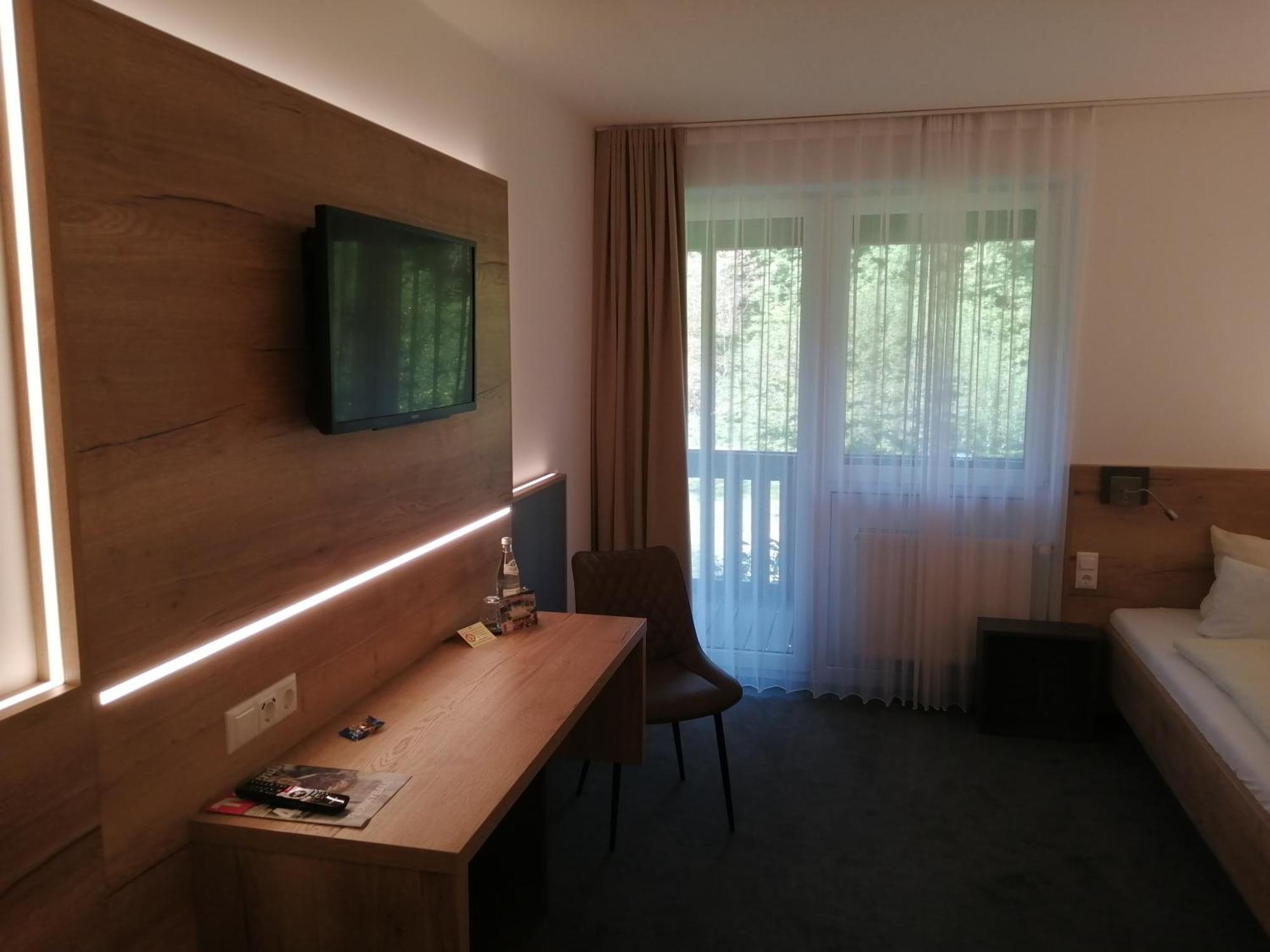 Hotel Am Regenbogen Cham